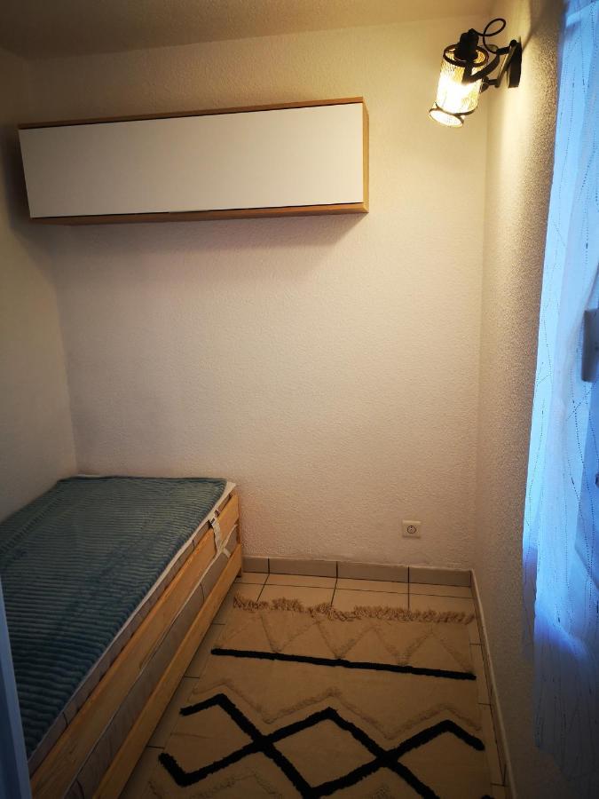 Apt T2/4 Pers/ Rez De Jardin\Pinede\Piscine Agde Bagian luar foto